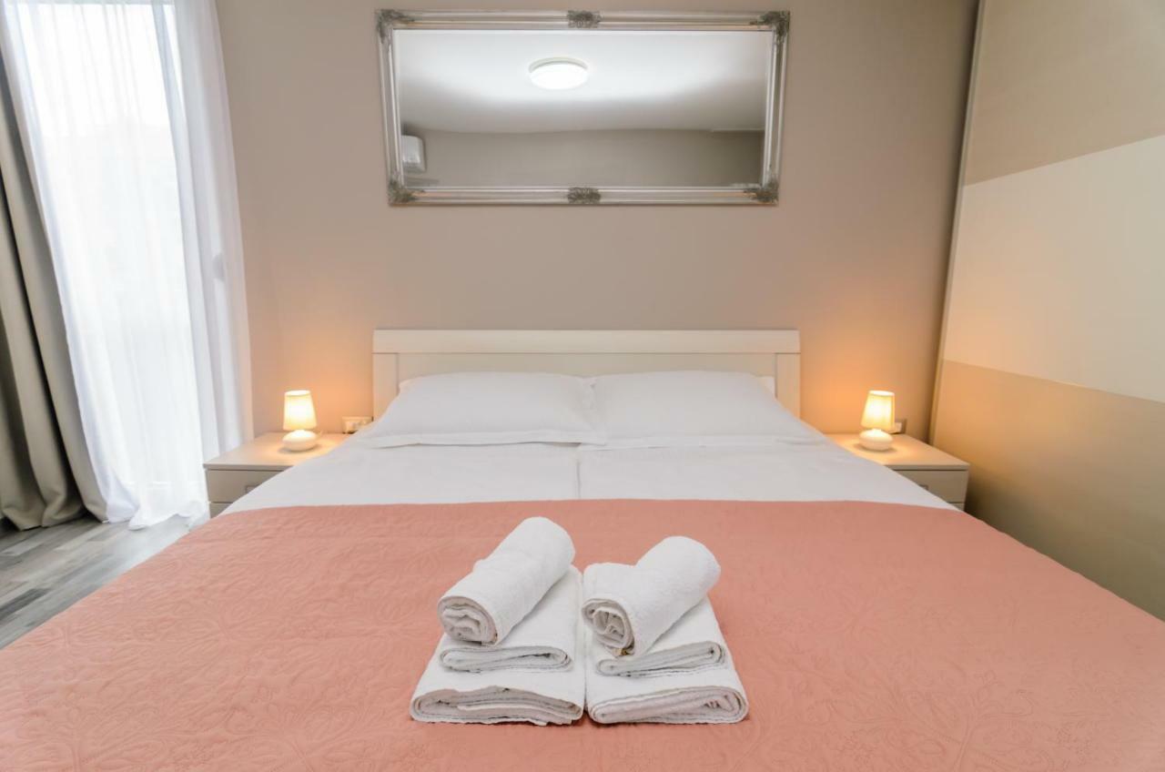 Calm Apartment & Room Zadar Eksteriør billede
